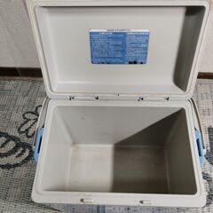 クーラーボックスの画像