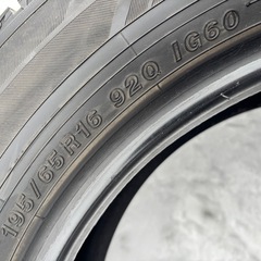 スタッドレス　　タイヤ4本の画像