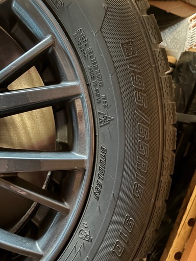 スタッドレスタイヤ　4本セット　アルミ付き　195/65R15 91Q GOODYEAR