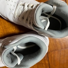 ASICS バスケットボールシューズ 21.0cmの画像