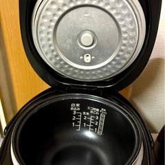 炊飯器の画像