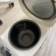 受け渡しの方決まりました　象印　炊飯器　3合炊 の画像