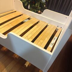 子供用 伸縮 ベット IKEA SUNDVIKの画像