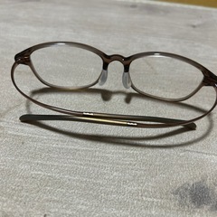 JINS 遠近両用メガネの画像