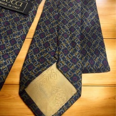 GUCCI　グッチ　ネクタイシルク100%の画像