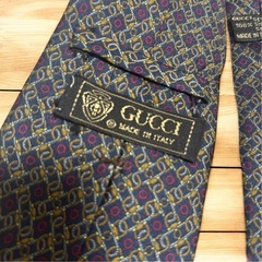 GUCCI　グッチ　ネクタイシルク100%の画像