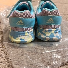 adidas　faito スニーカー　21センチの画像