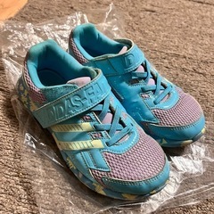 adidas　faito スニーカー　21センチの画像