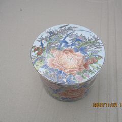 おせち料理盛り皿・回転式の画像