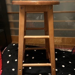 スツールの画像