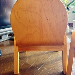 子供用椅子の画像