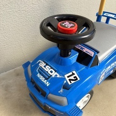 車の乗り物　おもちゃの画像