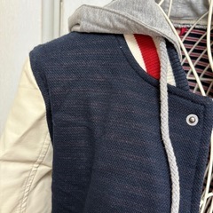 フード付きジャケットの画像