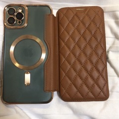 iPhone11 pro max  256GB docomo 背面ヒビ有り
の画像