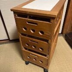 【Amazon定価6980円】桐製 野菜ストッカー 3段タイプ キャスター付きの画像