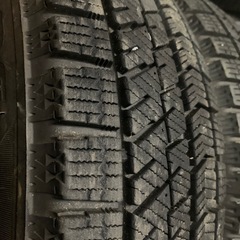 値下げしました‼️ブリヂストン　タイヤのみ　2021年製　スタッドレスタイヤ　165/70-14 VRX 2 の画像