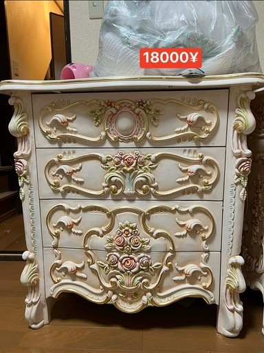 木製キャビネット　(2点  35000円)