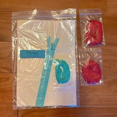 お譲りします❤️刺繍キット❤️スゥエーデン刺繍❤️フェリシモ❤️マチ付きポーチ❤️JR伊丹駅前の画像