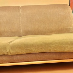 3人掛けソファ（幅180cm×奥行60cm×背もたれ高さ76cm 座面高さ40cmcm）／木製フレーム／ベージュ×グリーンの画像