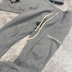 essentials 廃盤モデル 希少 セットアップ 裏起毛で暖かい 上下L 大きめの画像