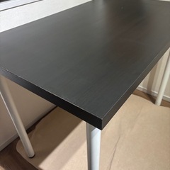 IKEAデスクの画像