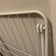 白色物干しラック　ヨーロッパ式　床置き　バタフライ式の画像