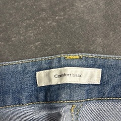 Comfort basic レディース　デニムパンツ　Mの画像