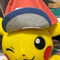 ピカチュウぬいぐるみの画像