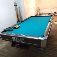 極上美品　定価数百万　映画ハスラー2で使用されたモデル　国際規格　ビリヤード台　重量400kg 　卓球台　ビリヤードの画像