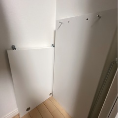 IKEA MALM マルム机の画像