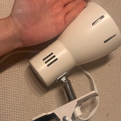 クリップ式コードのライト 照明　電球の画像