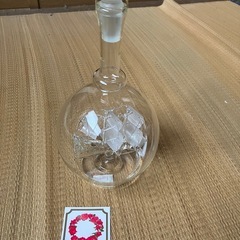 ガラス工芸品★エリザベス★硬質ガラス製★木製台座付き★未使用の画像