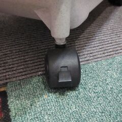 【便利な灯油台車】未使用　低重心のため転倒しない　キャスター・ストッパー付き　残り１台　の画像