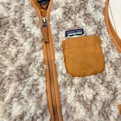 Patagonia パタゴニア　フリースベスト　4T  の画像