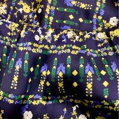 anyFAM 花柄ひざ丈スカート　　の画像