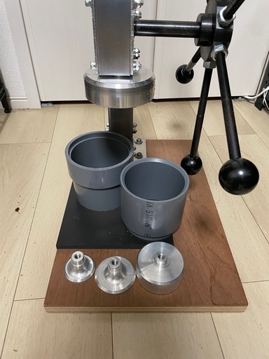 菌糸プレスAshtaka製 (たけし) 神戸のその他の中古あげます・譲ります