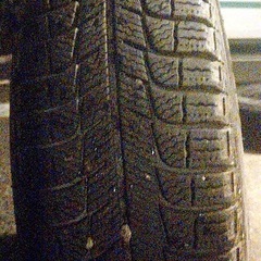 最終値下げスタッドレスの画像