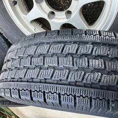 15インチ スタッドレス付きアルミホイール ハイエース等の画像