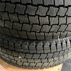 ハイエース スタッドレスの画像