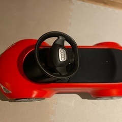 Audi TT 乗用玩具 スポーツカー　ジュニアクアトロ　おもちゃの乗り物の画像