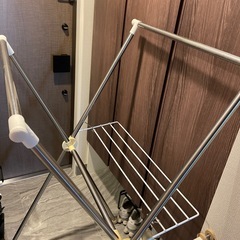 本日引取り希望　洗濯物干しの画像