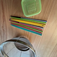 キッチン用品　ザル、お箸、ミニタッパーの画像