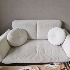 OSJ ソファベッド ソファー 2人掛け ローソファー リクライニング クッション2個付き コンパクト 肘掛け付き ベージュの画像