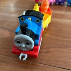 美品学研トーマス10までつなげての画像