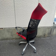 事務椅子の画像