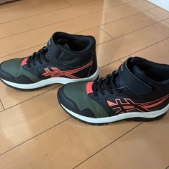 スノトレ　アシックス　24.5ジュニアの画像