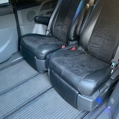 エスティマの画像