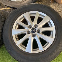 マツダ純正タイヤホイールの画像