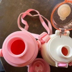 水筒 2本 女の子の画像