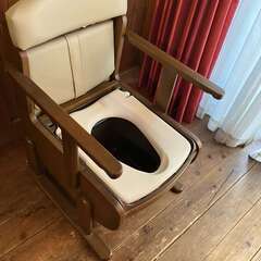 ポータブルトイレの画像